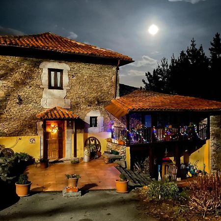La Asturxana Guest House Malleza Bagian luar foto