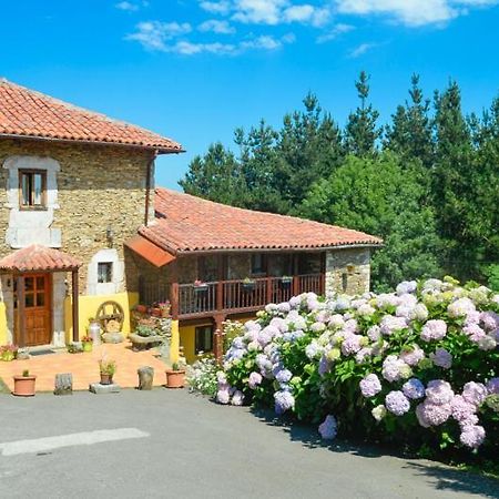 La Asturxana Guest House Malleza Bagian luar foto