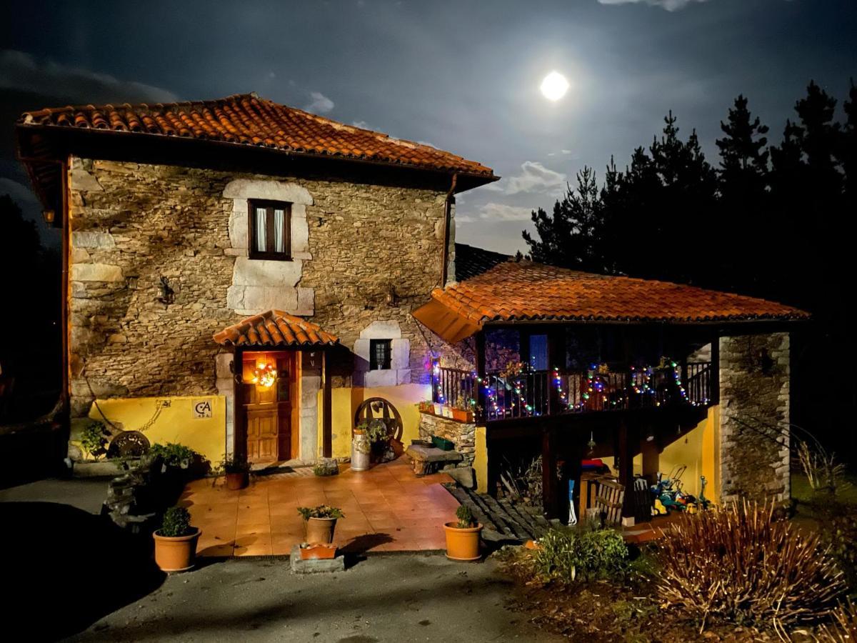 La Asturxana Guest House Malleza Bagian luar foto
