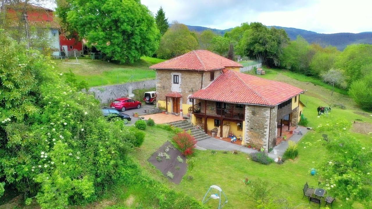La Asturxana Guest House Malleza Bagian luar foto
