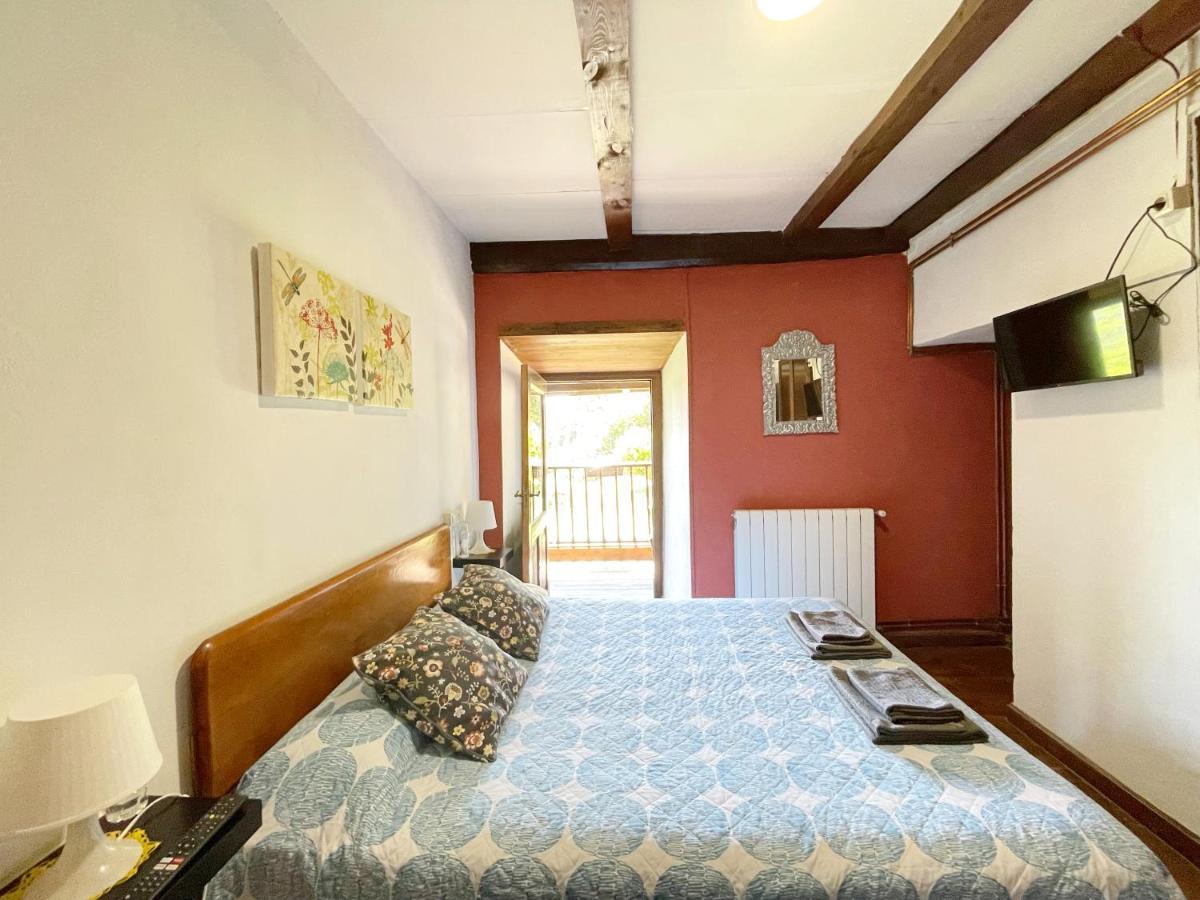 La Asturxana Guest House Malleza Bagian luar foto