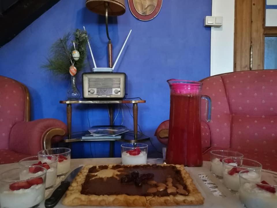 La Asturxana Guest House Malleza Bagian luar foto